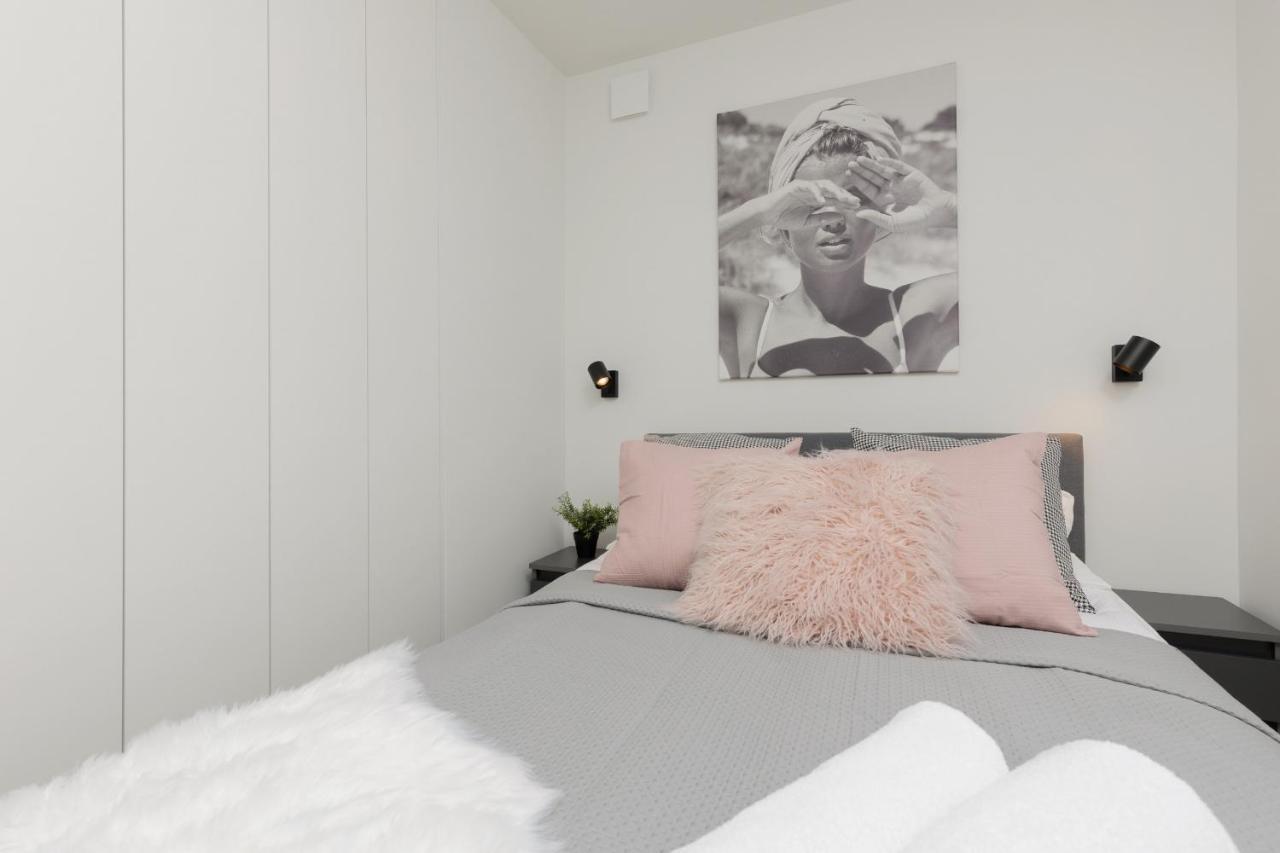 Cosy Dream City Center Apartment By Noclegi Renters Warsaw Exterior photo